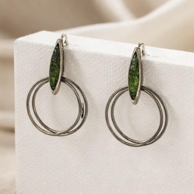 Pendientesde plata y cobre con peridoto(olivina)natural-Diseño elegante y artesanal-joyeria minimalista-regalo mujer