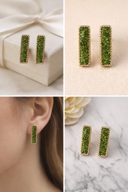 Pendiente rectangulares de peridoto(olivina)y plata,con baño dorado-Pendientes elegantes-Joyeria minimalista, modernos-Regalo para mujer