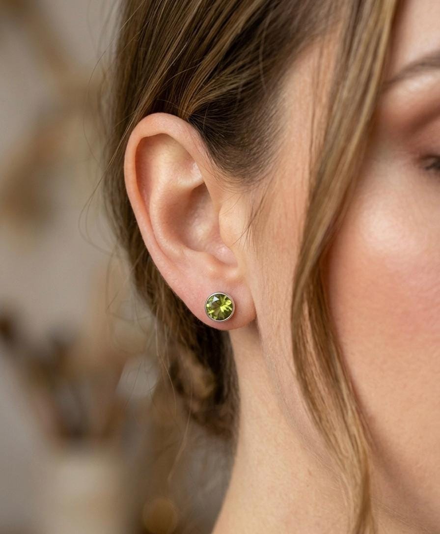 Pendientes de Peridoto(olivina) en Plata -Pendientes de Piedra Verde -Joyería artesanal -Estilo Minimalista y Elegante, Regalo para mujer