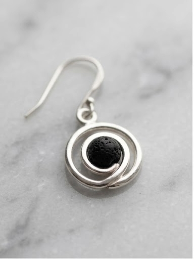 Pendientes de Espiral en Plata de Ley 925 y Lava Volcánica, Joyería Minimalista de Piedra Natural, Regalo Artesanal para Ella.