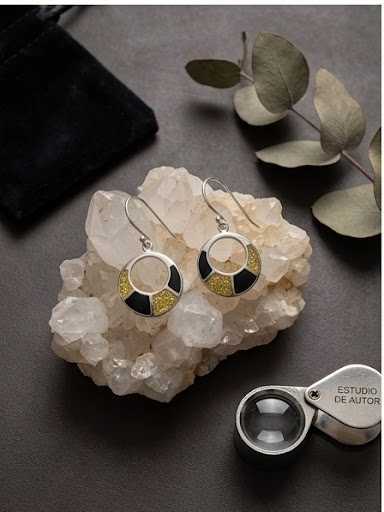 "Esencia Canaria" – Plata de Ley, Lava Volcánica y Olivina