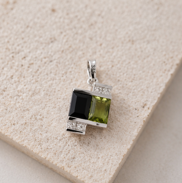 Colgante plata 925 con peridoto, obsidiana y circonitas | Collar elegante geométrico | Joyería fina moderna