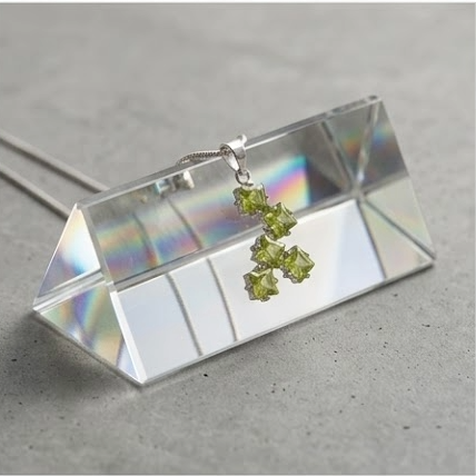 Colgante de Racimo de Peridoto en Plata de Ley 925, Collar de Piedras Geométricas Verdes, Joyería Artística y Moderna, Regalo Exclusivo para Mujer